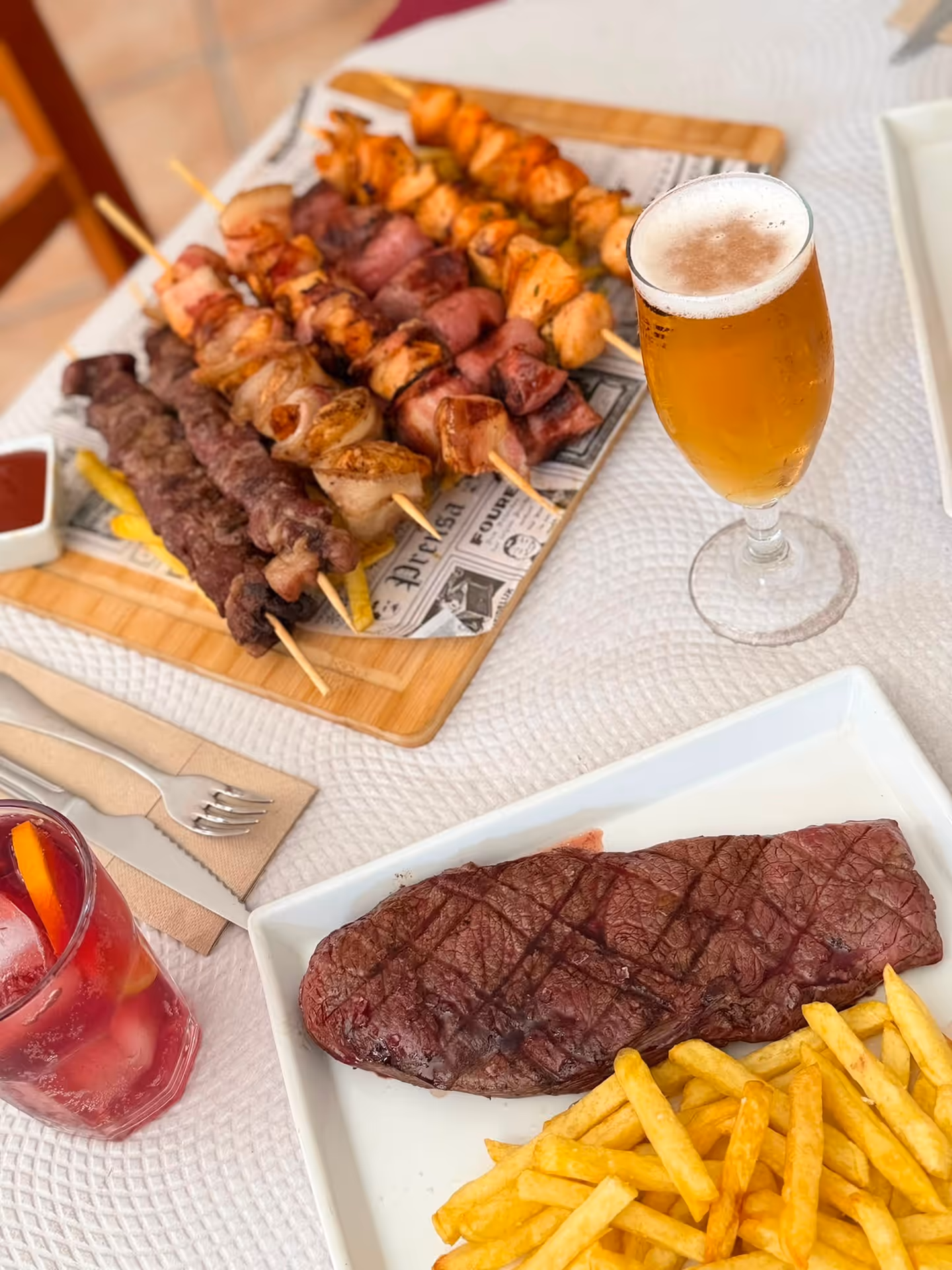 Ambiente del Restaurante Don Quijote Estremera en Estremera, Madrid 26