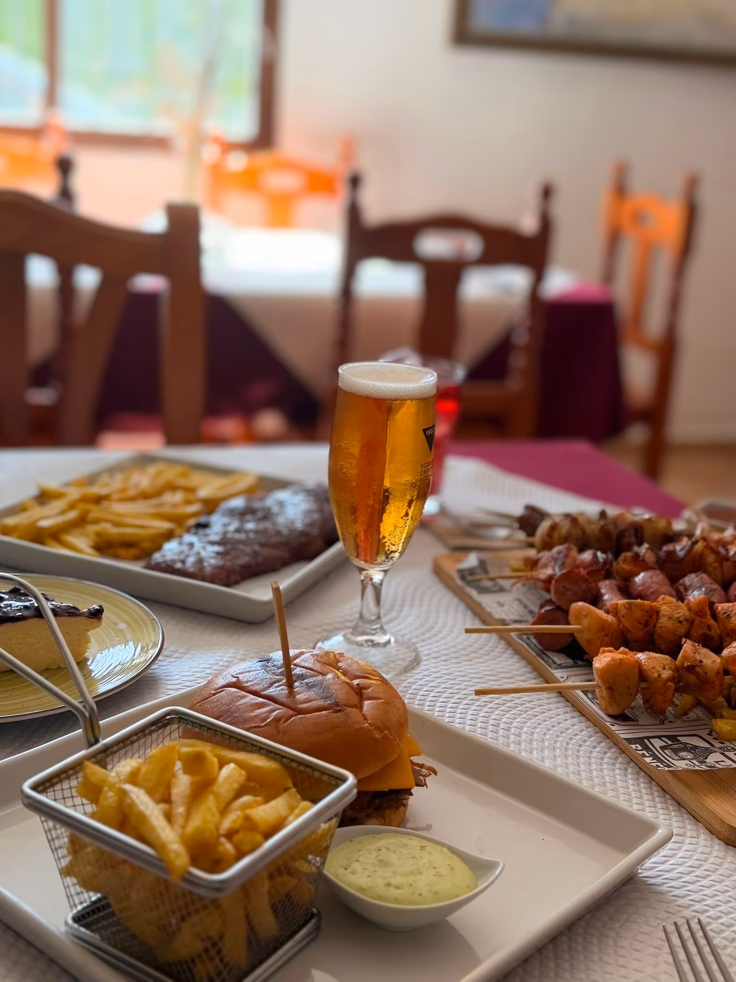 Ambiente del Restaurante Don Quijote Estremera en Estremera, Madrid 27